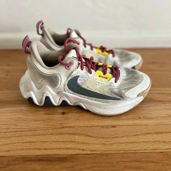 Nike Giannis Immortality 2 Youth Sail Rattan DM0825-100 Shoes/Sneakers Size 4 - Picture 3 of 7